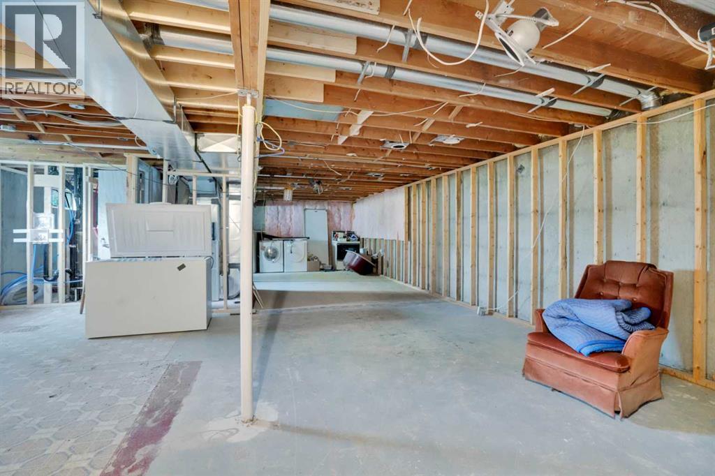 Single Family House Bungalow for Sale in  Lynnover Way SE Ogden Calgary 