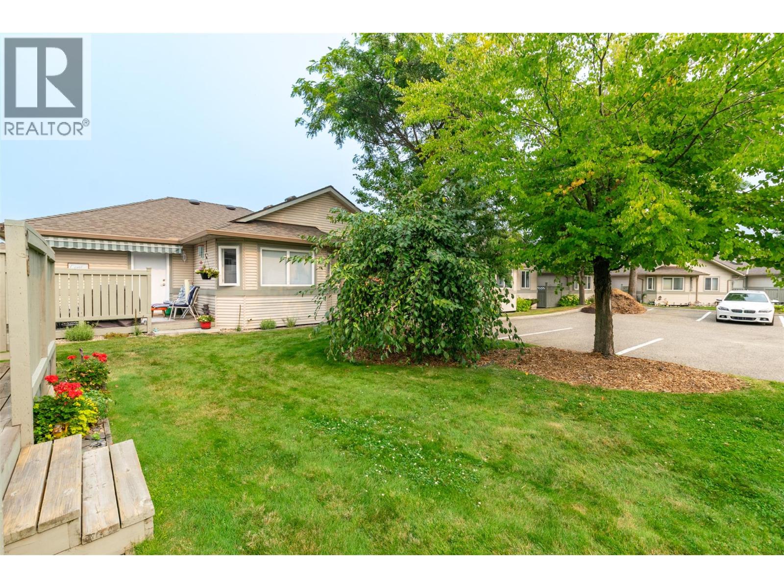 26 111 Harbourfront Drive Northwest, Salmon Arm
