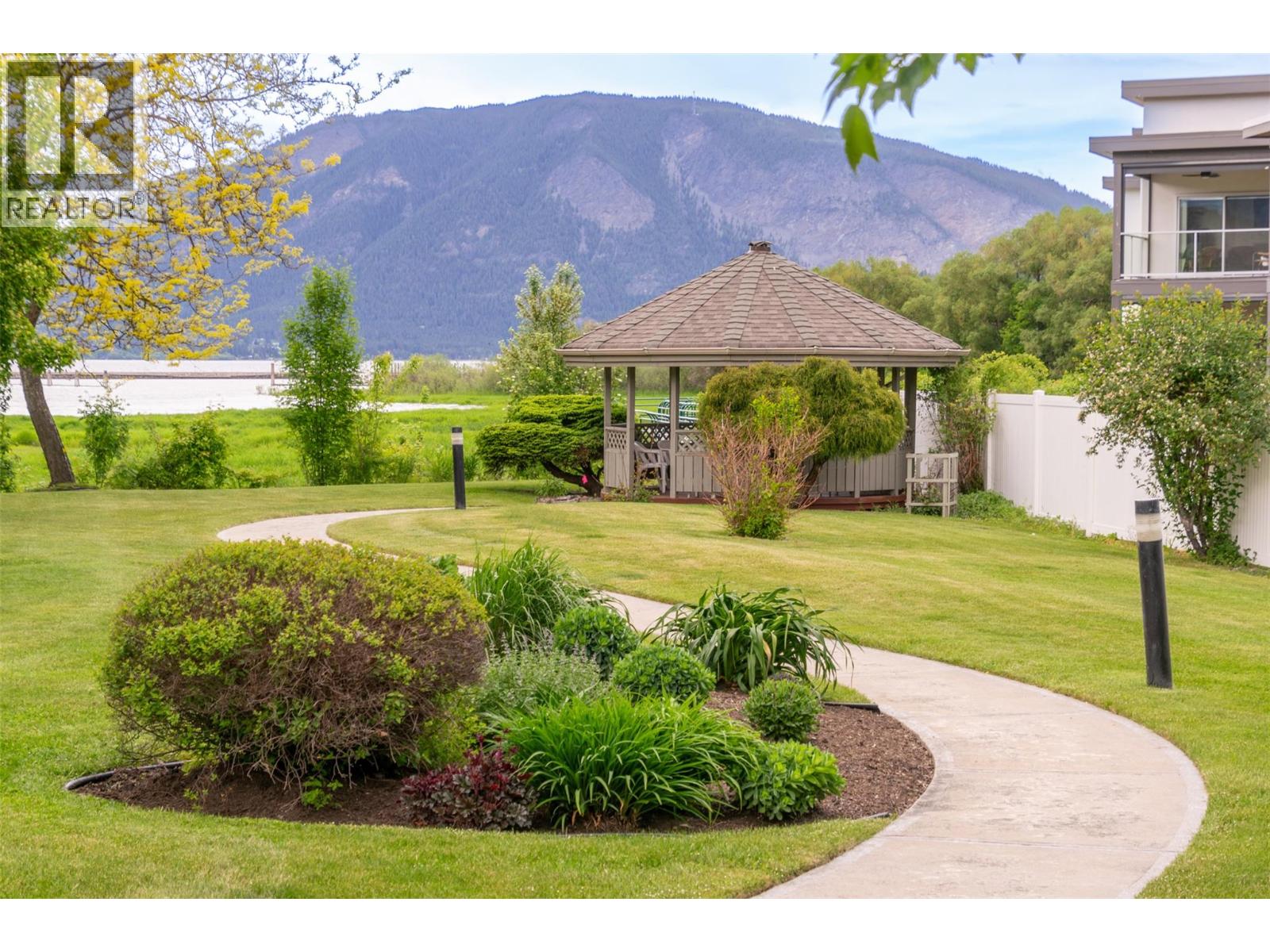 26 111 Harbourfront Drive Northwest, Salmon Arm