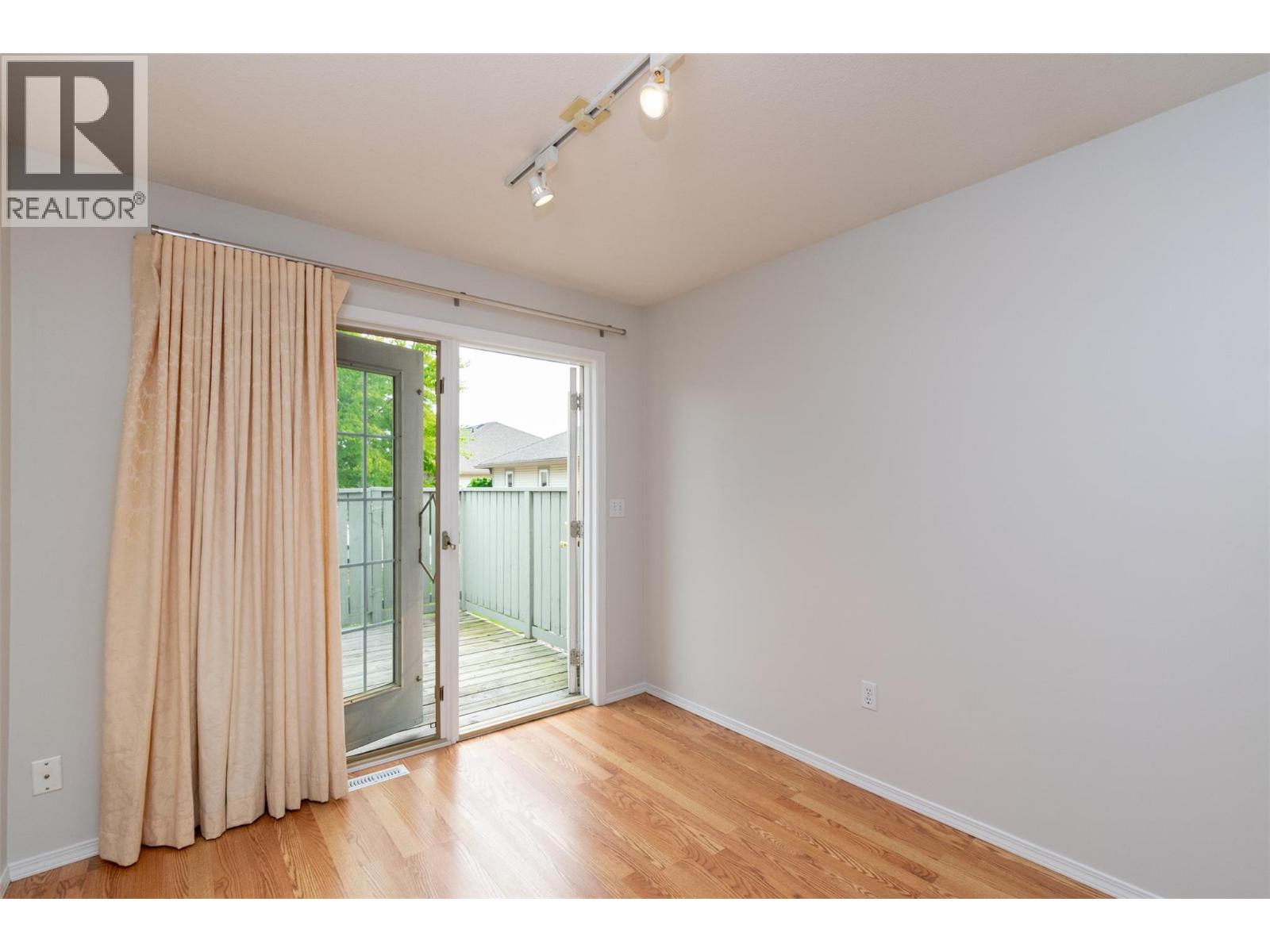 26 111 Harbourfront Drive Northwest, Salmon Arm
