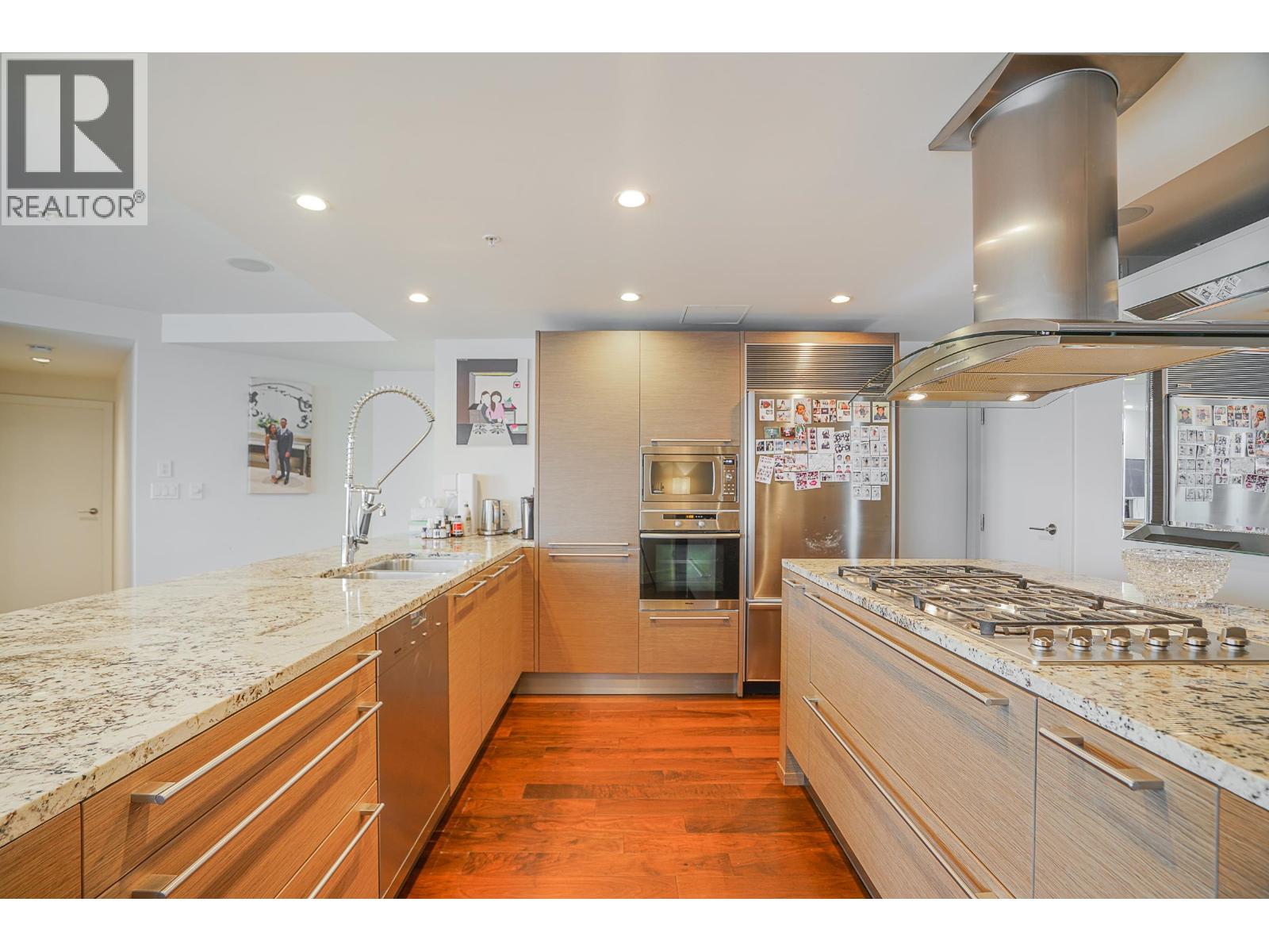 3001 1111 ALBERNI STREET, Vancouver