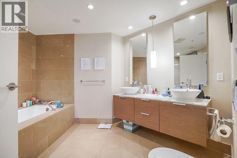 3001 1111 ALBERNI STREET, Vancouver