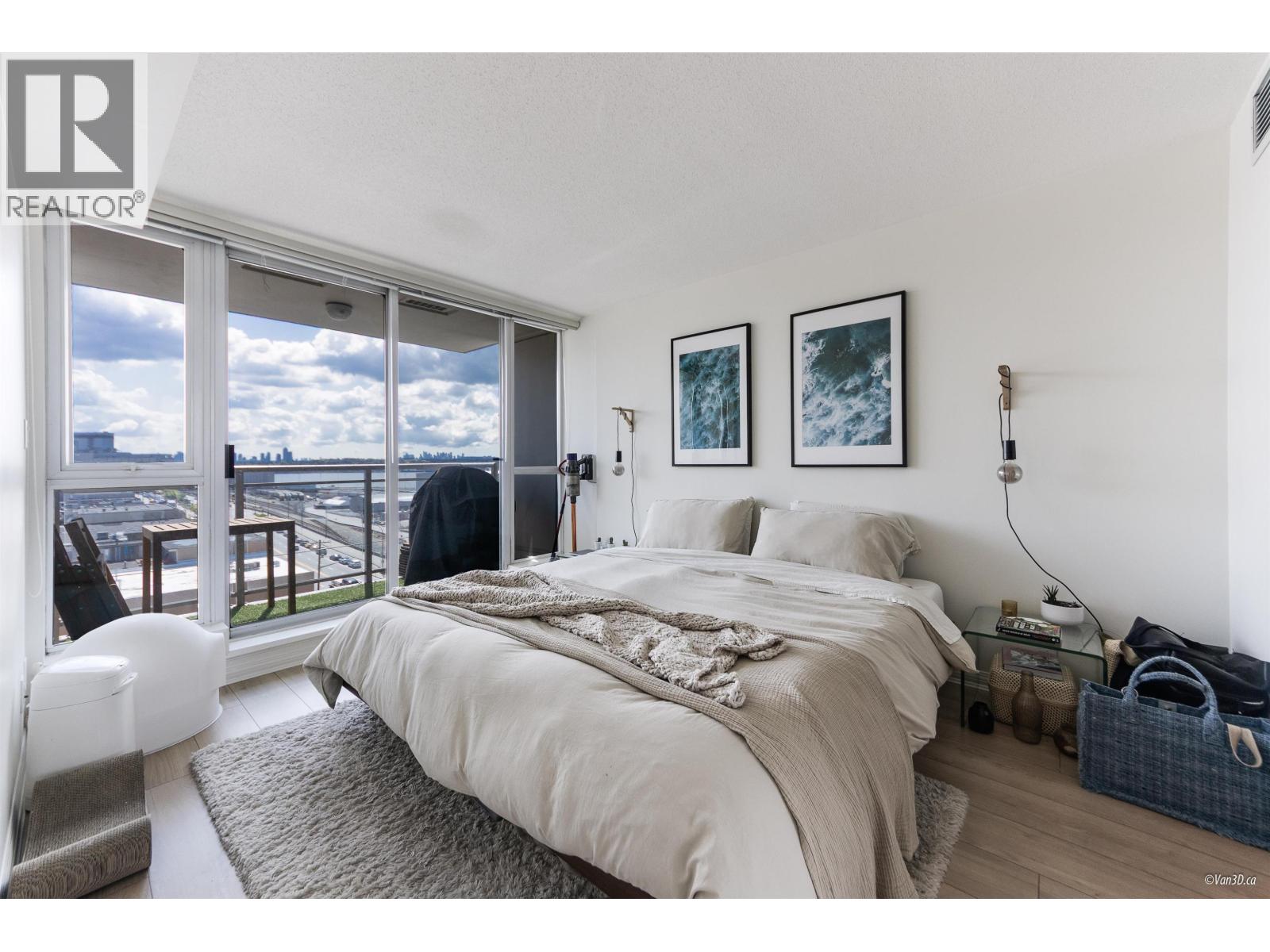 1002 188 E ESPLANADE ESPLANADE, North Vancouver