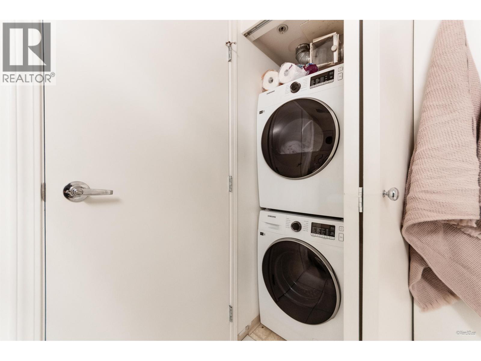 1002 188 E ESPLANADE ESPLANADE, North Vancouver