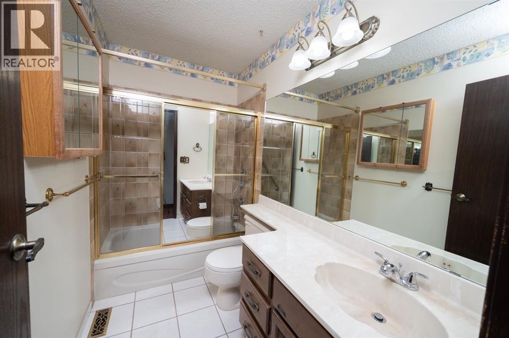 23 Berry Avenue, Red Deer