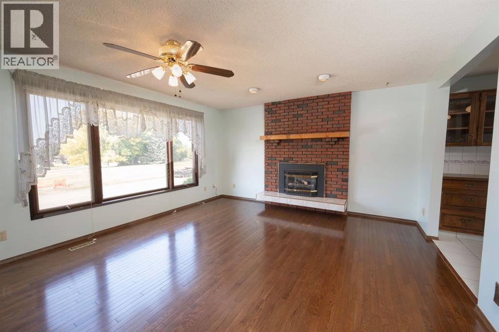 23 Berry Avenue, Red Deer