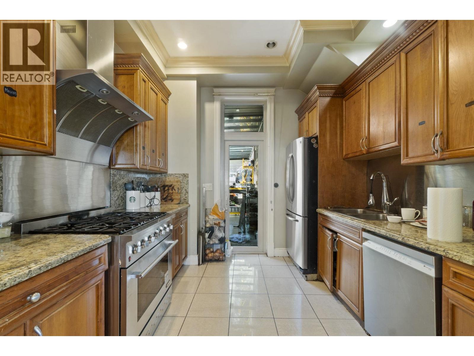 2523 MARR CREEK COURT, West Vancouver