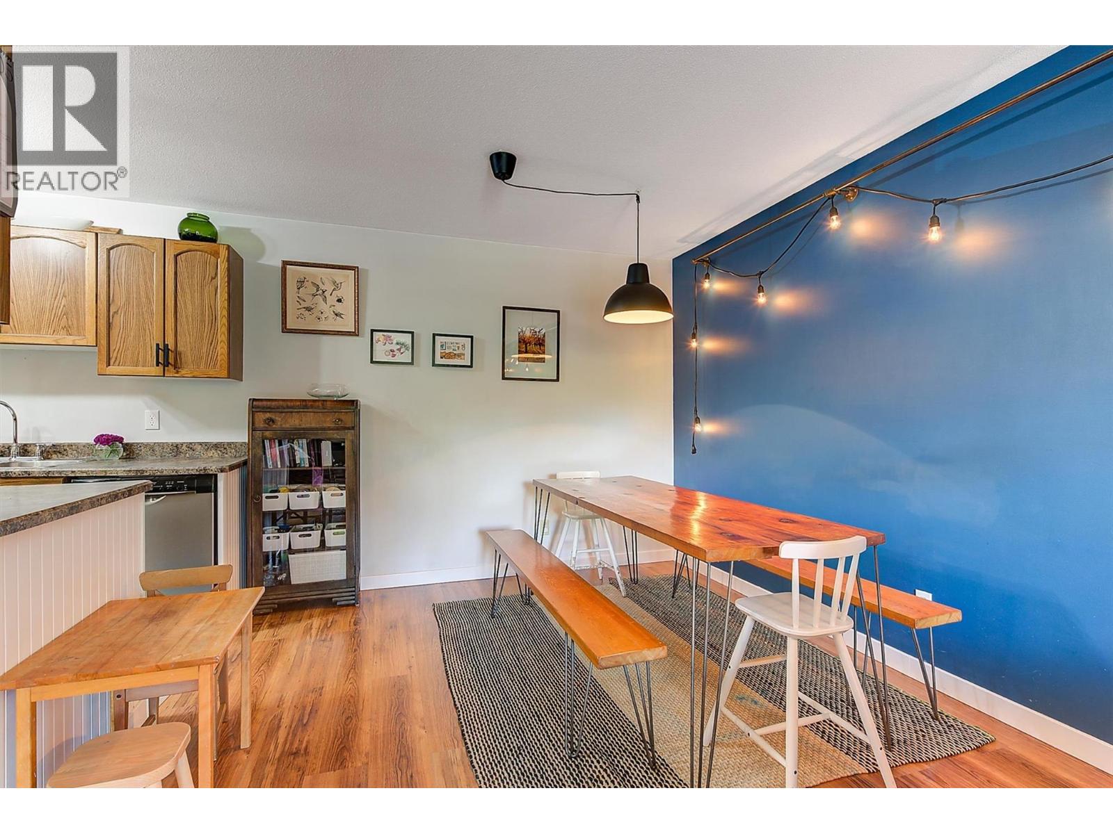 313 3842 Gordon Drive, Kelowna