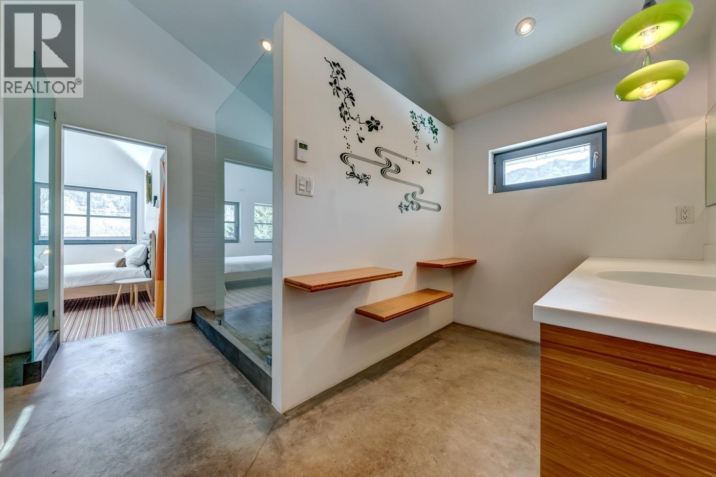 7597 PEMBERTON MEADOWS ROAD, Pemberton