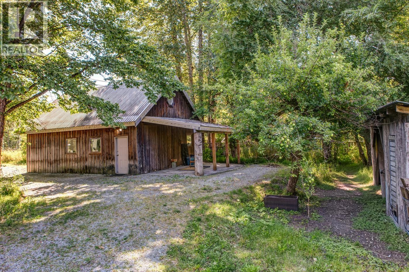 7597 PEMBERTON MEADOWS ROAD, Pemberton
