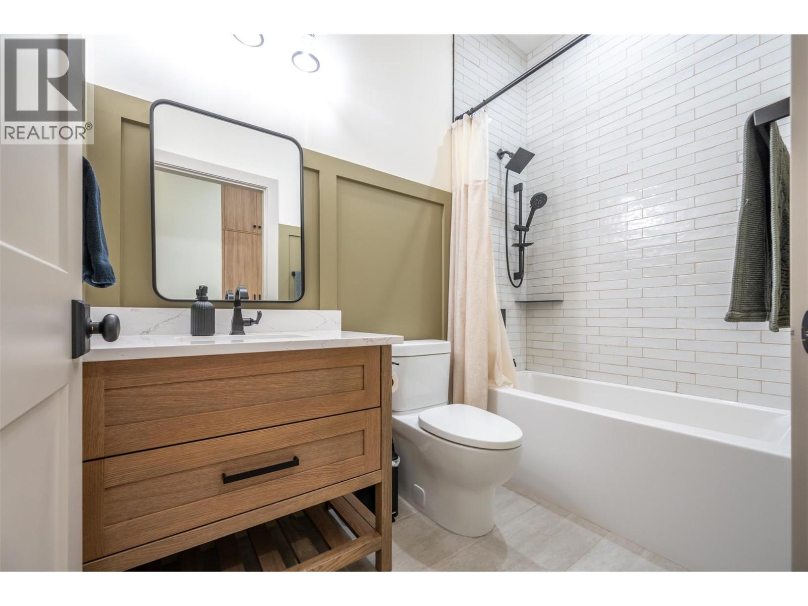SL1 144 CLEARVIEW Crescent, Penticton