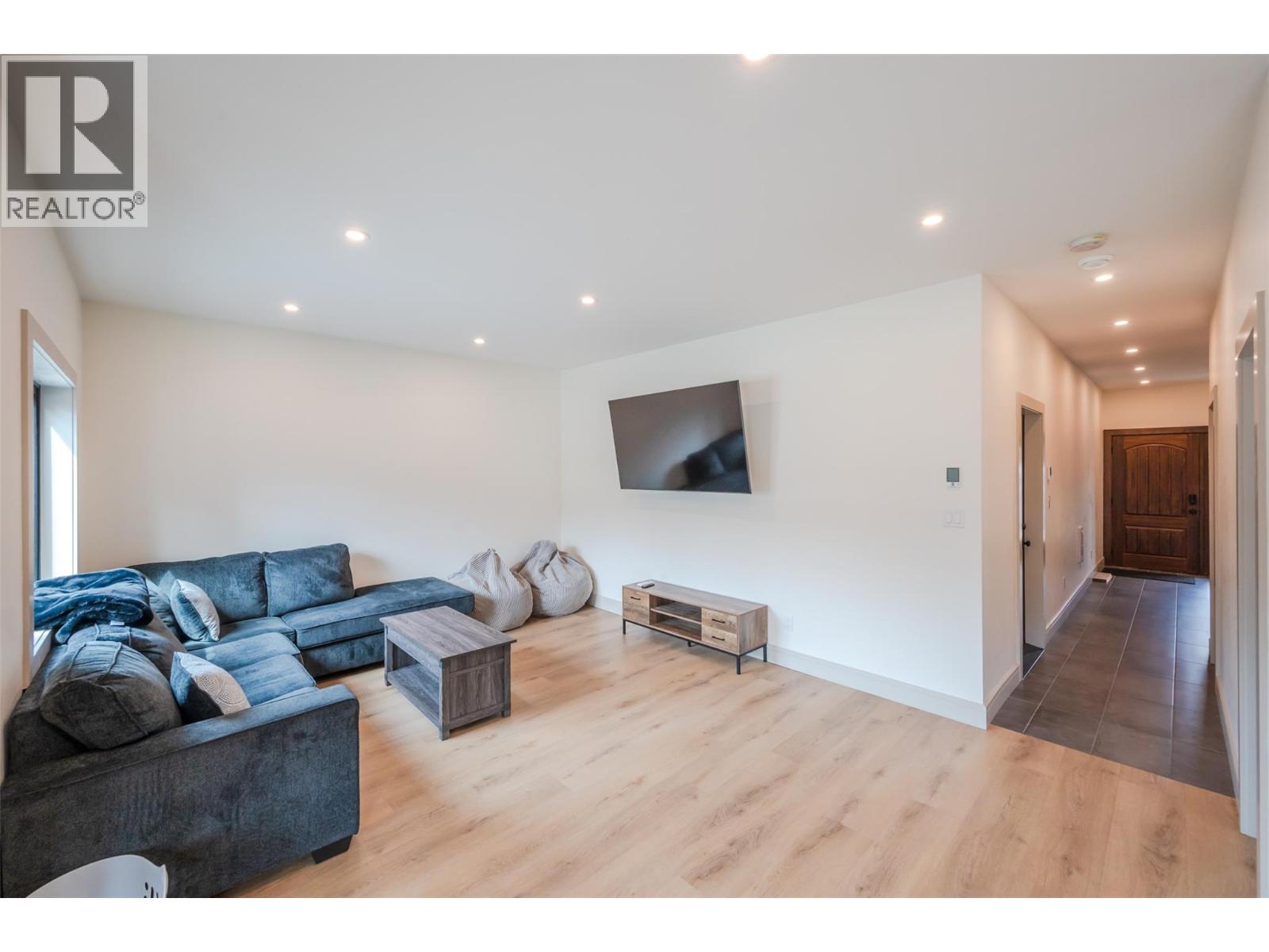 SL1 144 CLEARVIEW Crescent, Penticton