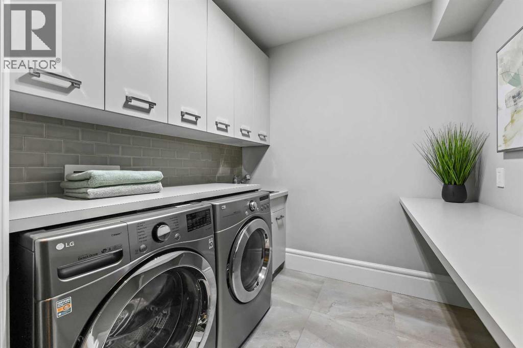 Single Family House for Sale in   Avenue SW Elboya Calgary 
