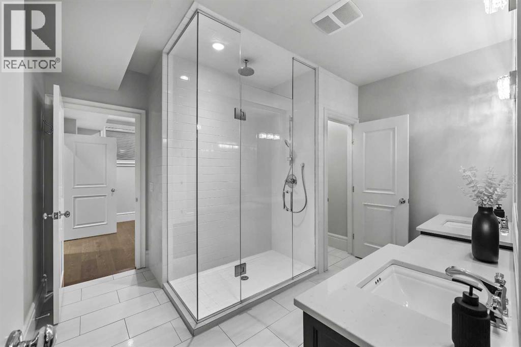 Single Family House for Sale in   Avenue SW Elboya Calgary 