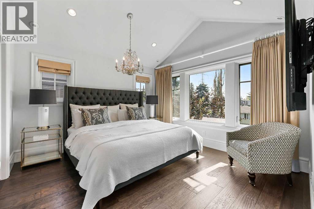 Single Family House for Sale in   Avenue SW Elboya Calgary 