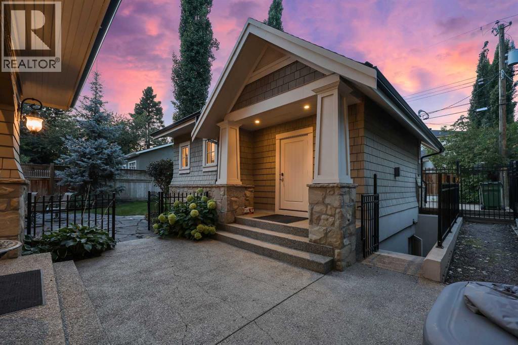 Single Family House for Sale in   Avenue SW Elboya Calgary 
