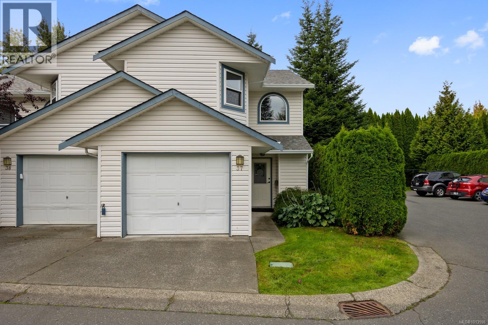 2355 Valley View Dr, Courtenay - Exteriors - Photo 7