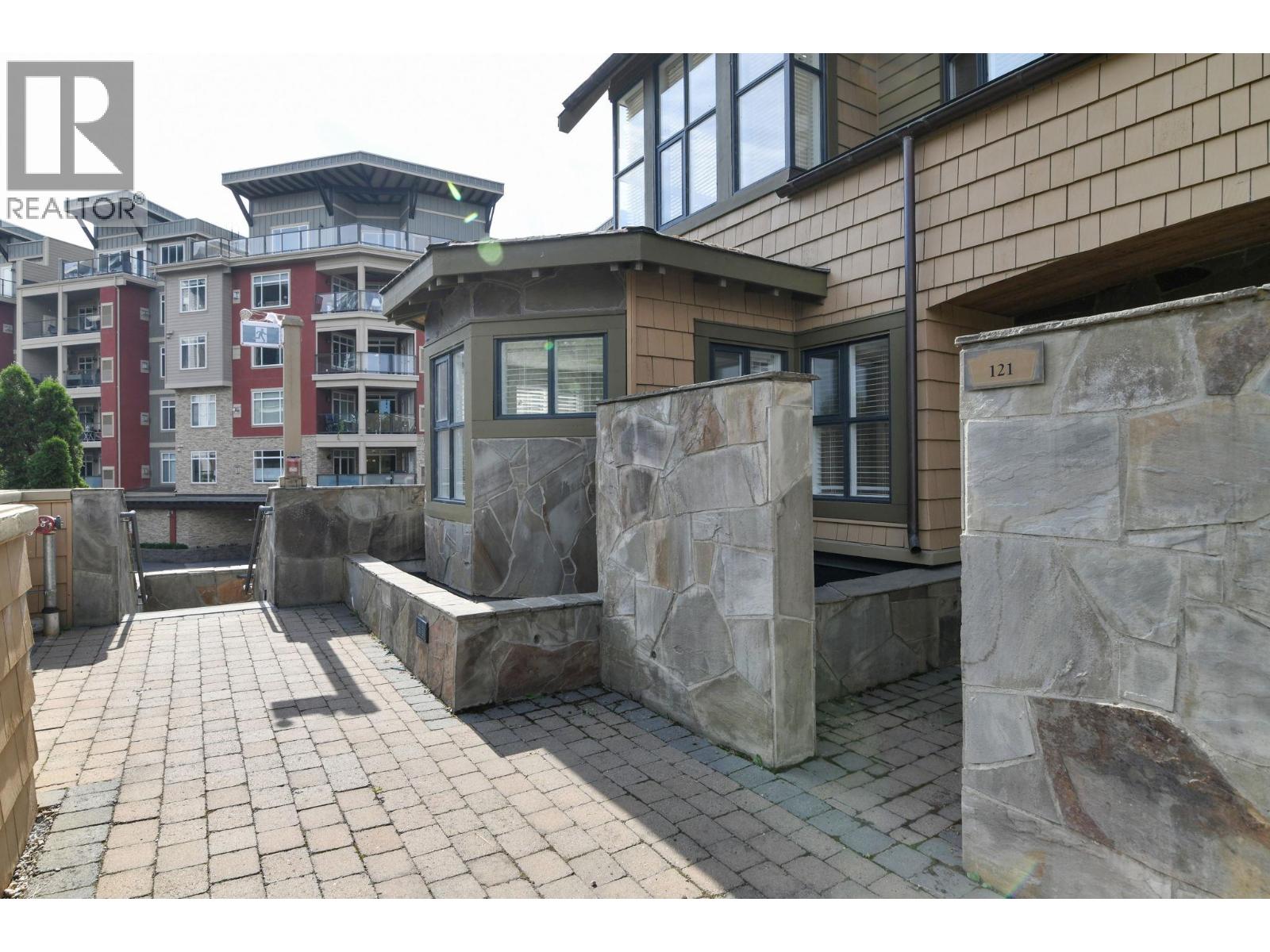 121 3880 Truswell Road, Kelowna
