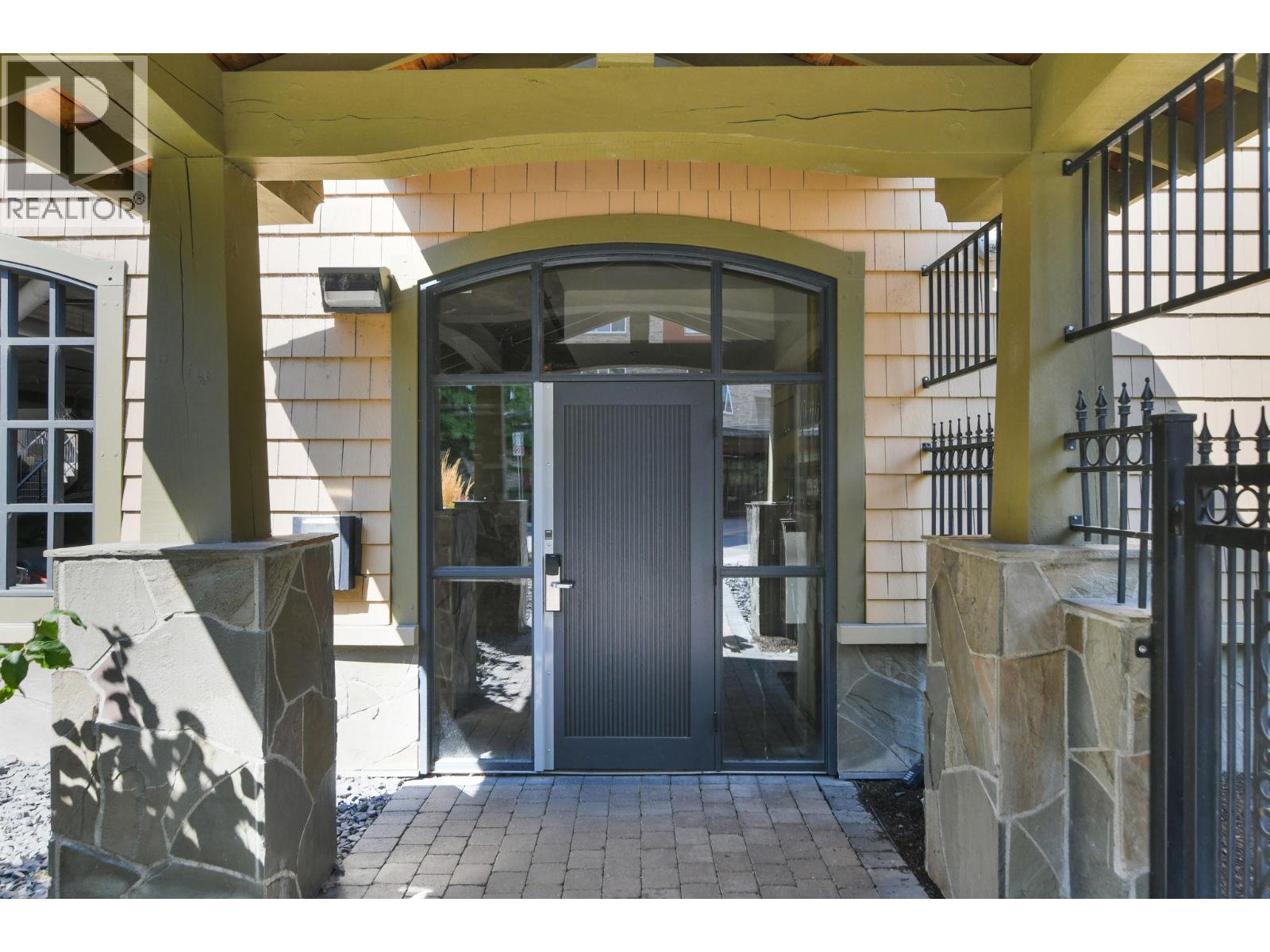 121 3880 Truswell Road, Kelowna