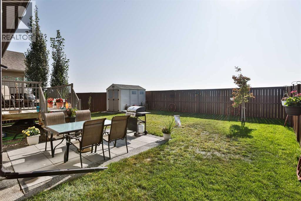 Single Family House for Sale in  Mt Sundance Landing W Sunridge Lethbridge 