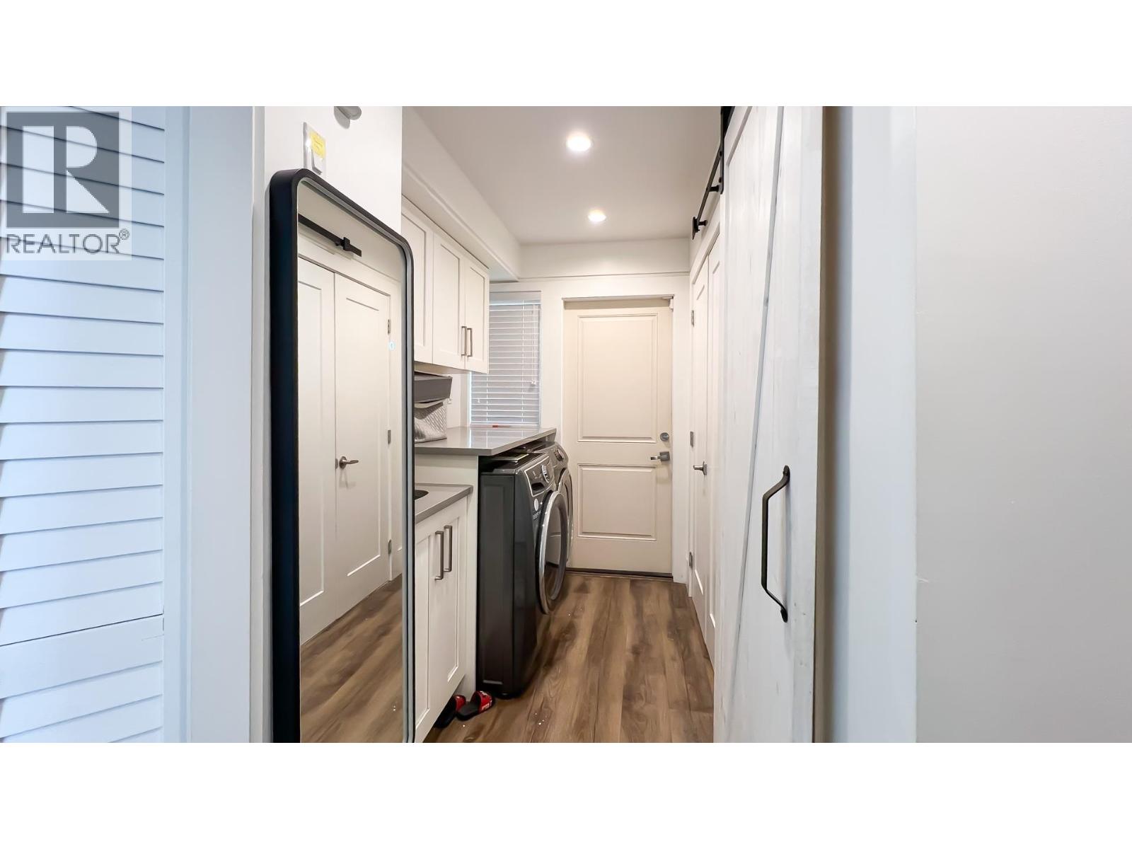 12220 PHOENIX DRIVE, Richmond