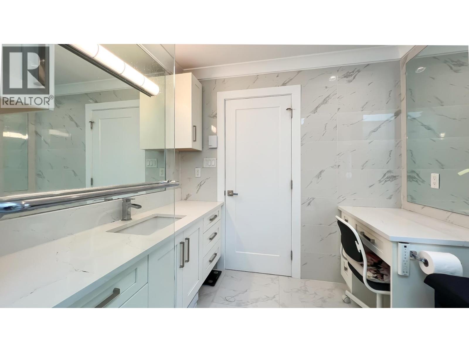 12220 PHOENIX DRIVE, Richmond