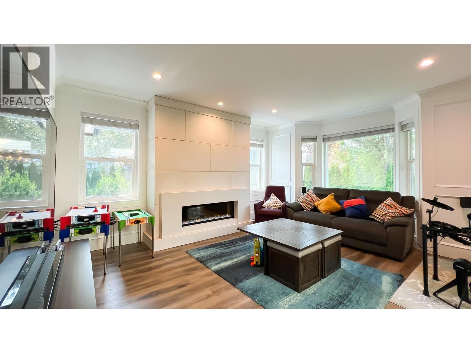 12220 PHOENIX DRIVE, Richmond