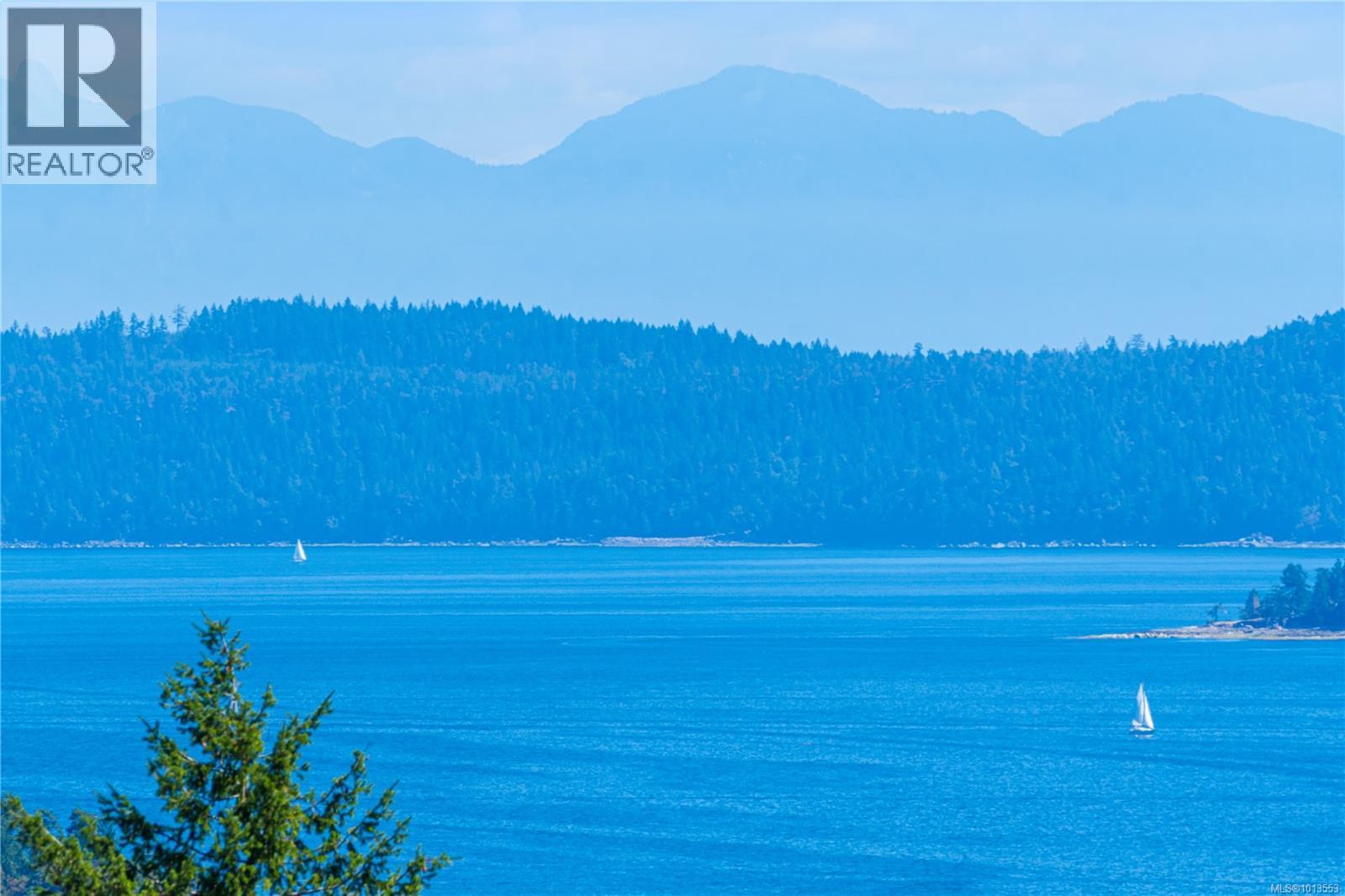 702 Stringer Way, Ladysmith