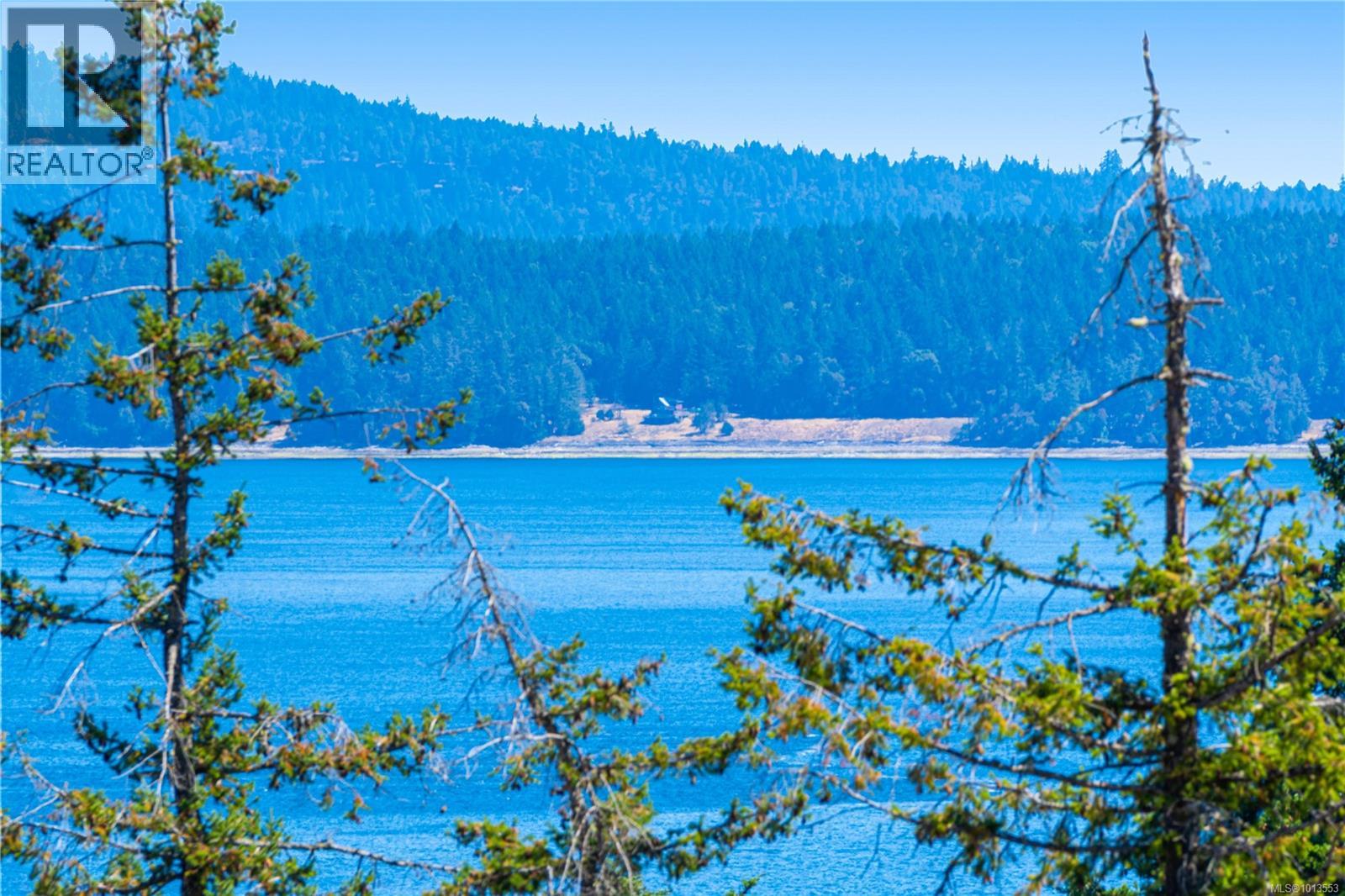 702 Stringer Way, Ladysmith