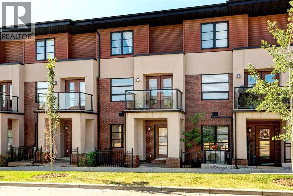 25 Aspen Hills Green SW, Calgary, Alberta