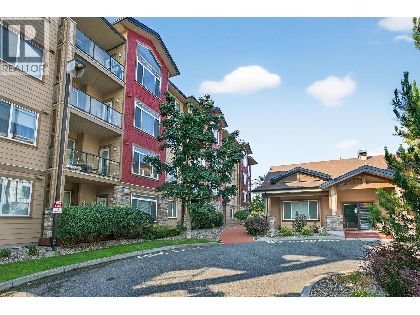 #205-2532 Shoreline Drive, Lake Country
