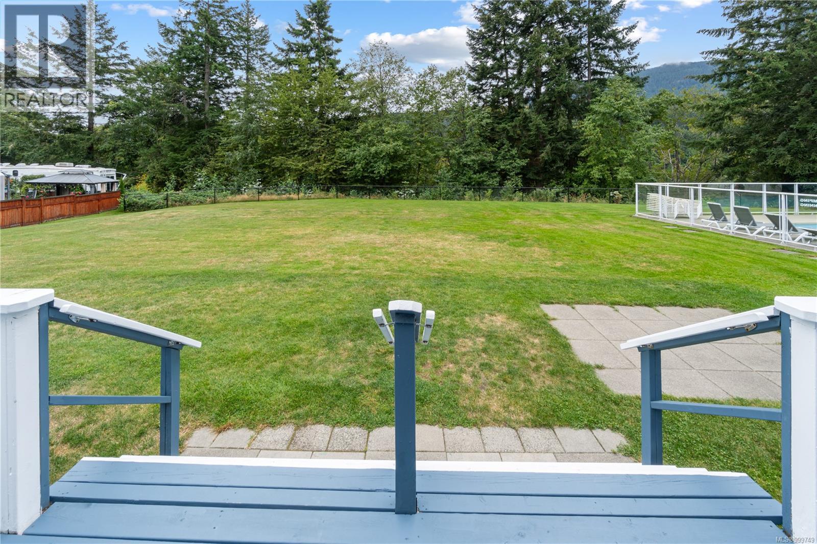 2139 Nimpkish Lake Way - 27