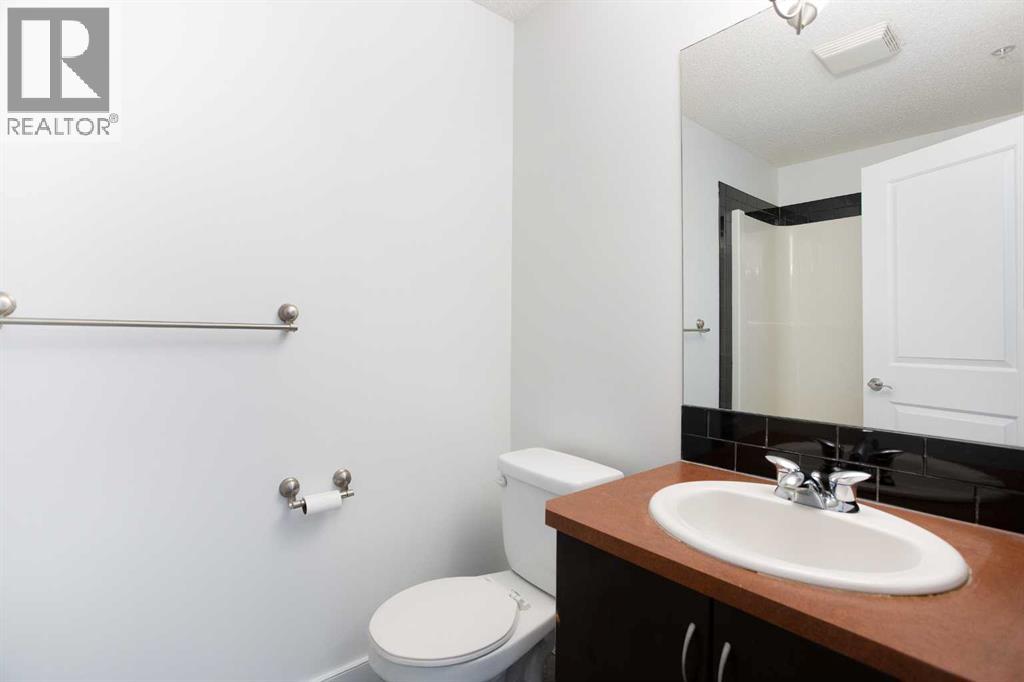 Single Family House for Sale in   Lake Fraser Drive SE Lake Bonavista Calgary 