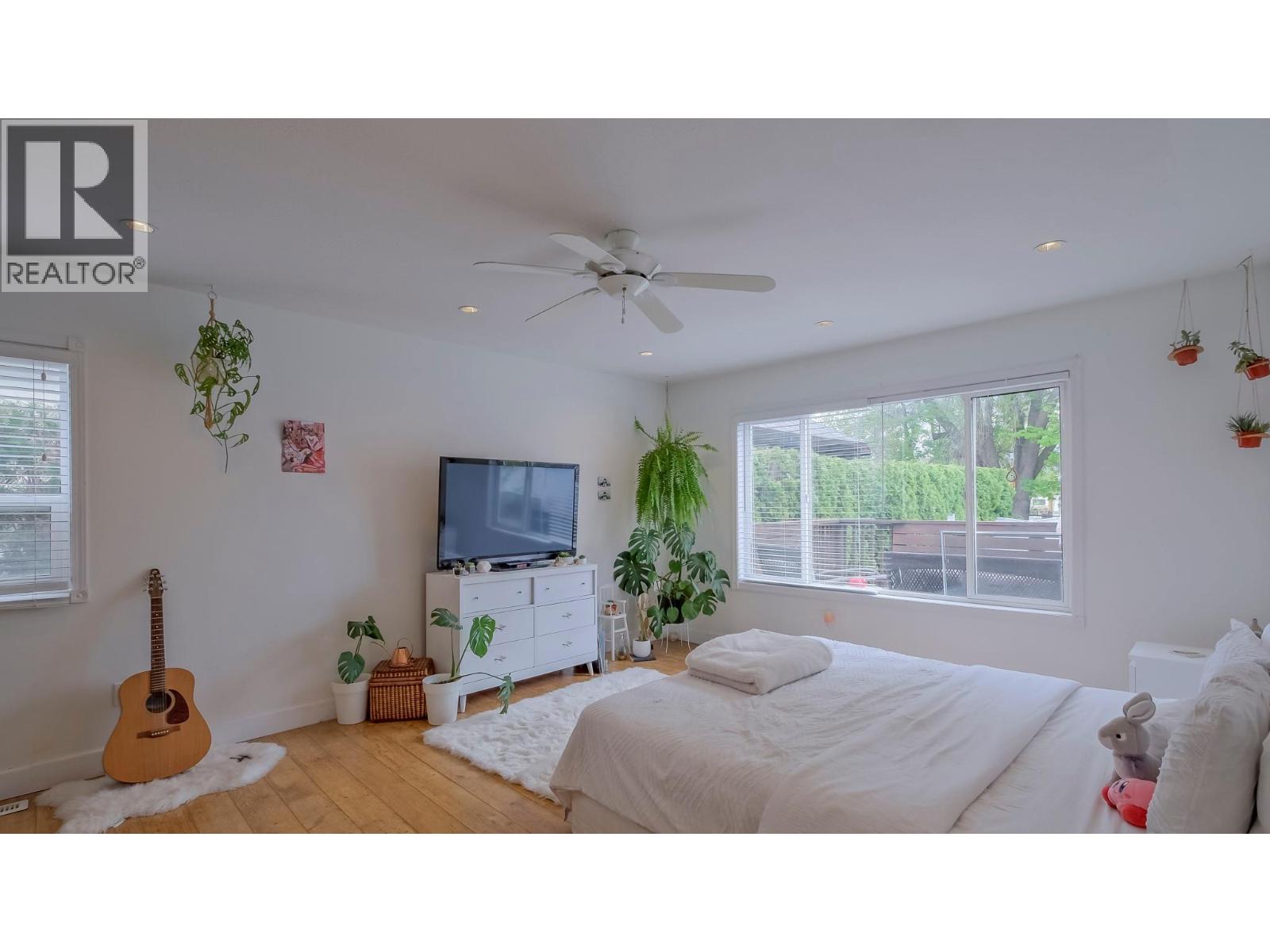  633 Glenwood Avenue, Kelowna