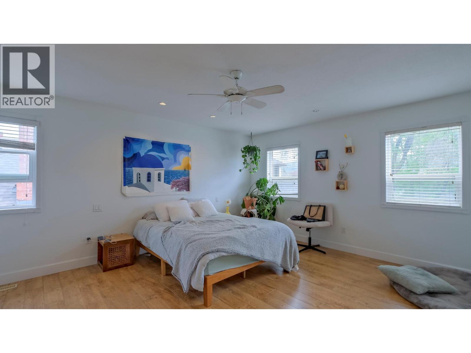  633 Glenwood Avenue, Kelowna