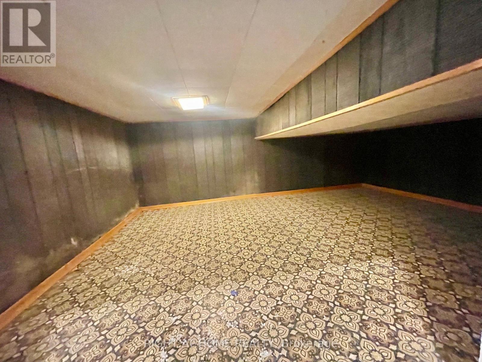 23 POMANDER ROAD - 19