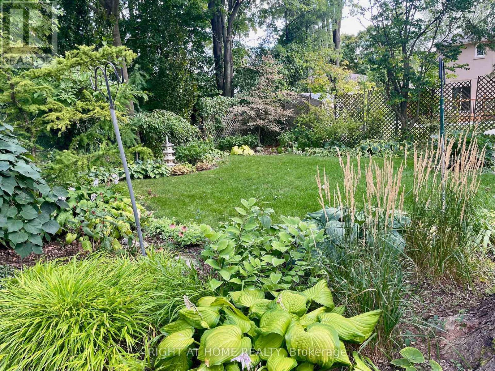 23 POMANDER ROAD - 31