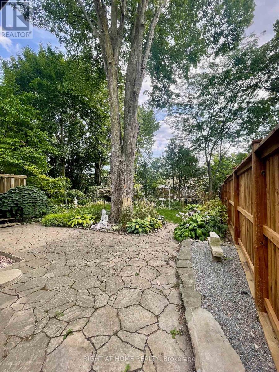 23 POMANDER ROAD - 33
