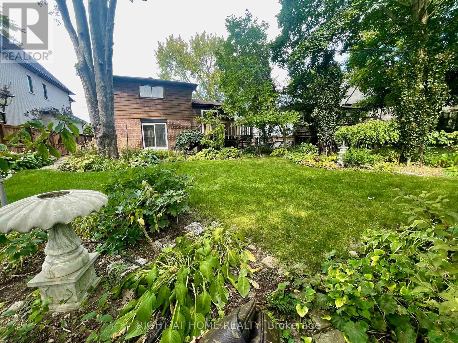 23 POMANDER ROAD - 36