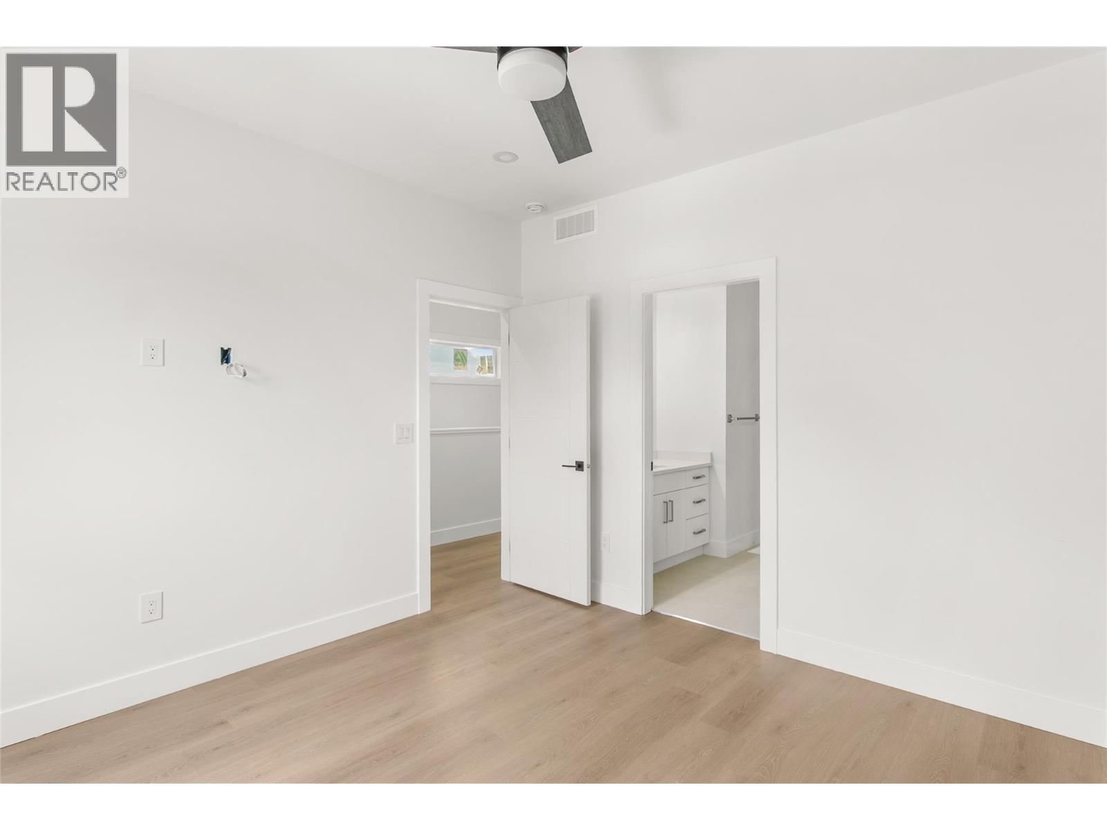  2711 Hewl Road, West Kelowna