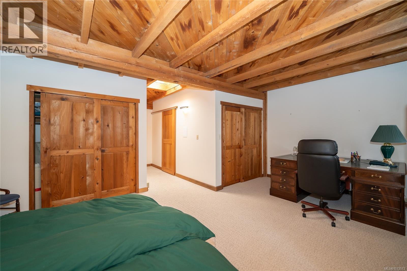 122 Ontario Pl, Salt Spring