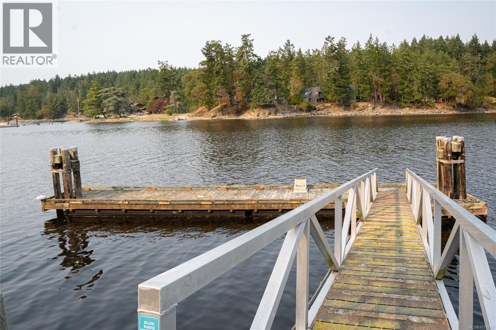 122 Ontario Pl, Salt Spring
