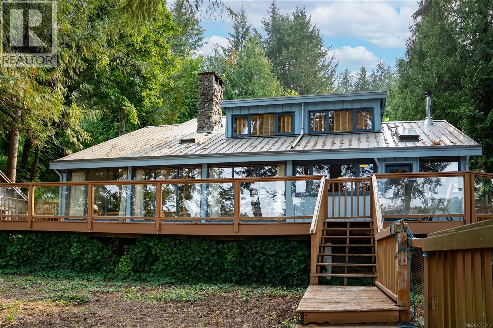 122 Ontario Pl, Salt Spring