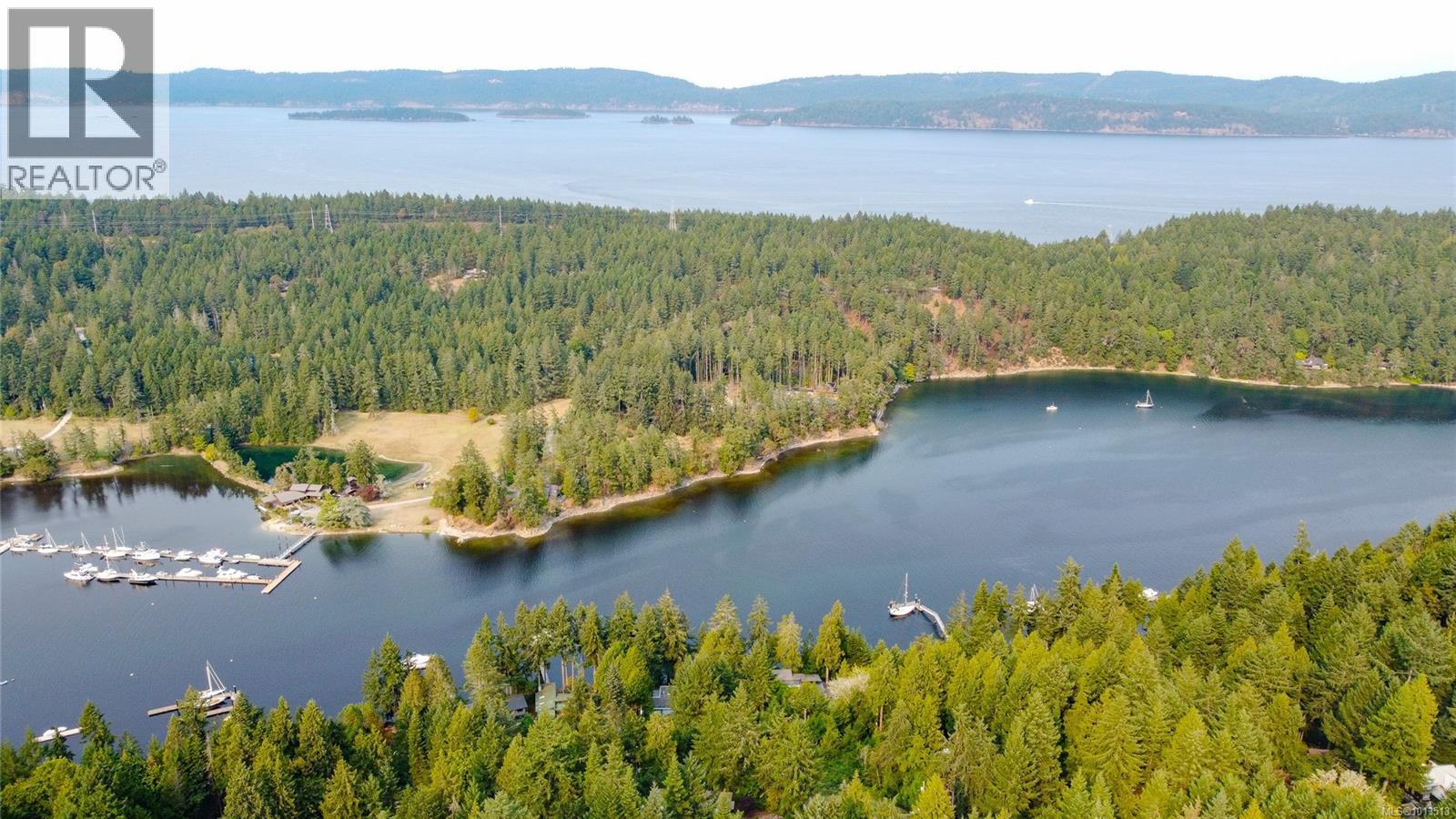 122 Ontario Pl, Salt Spring