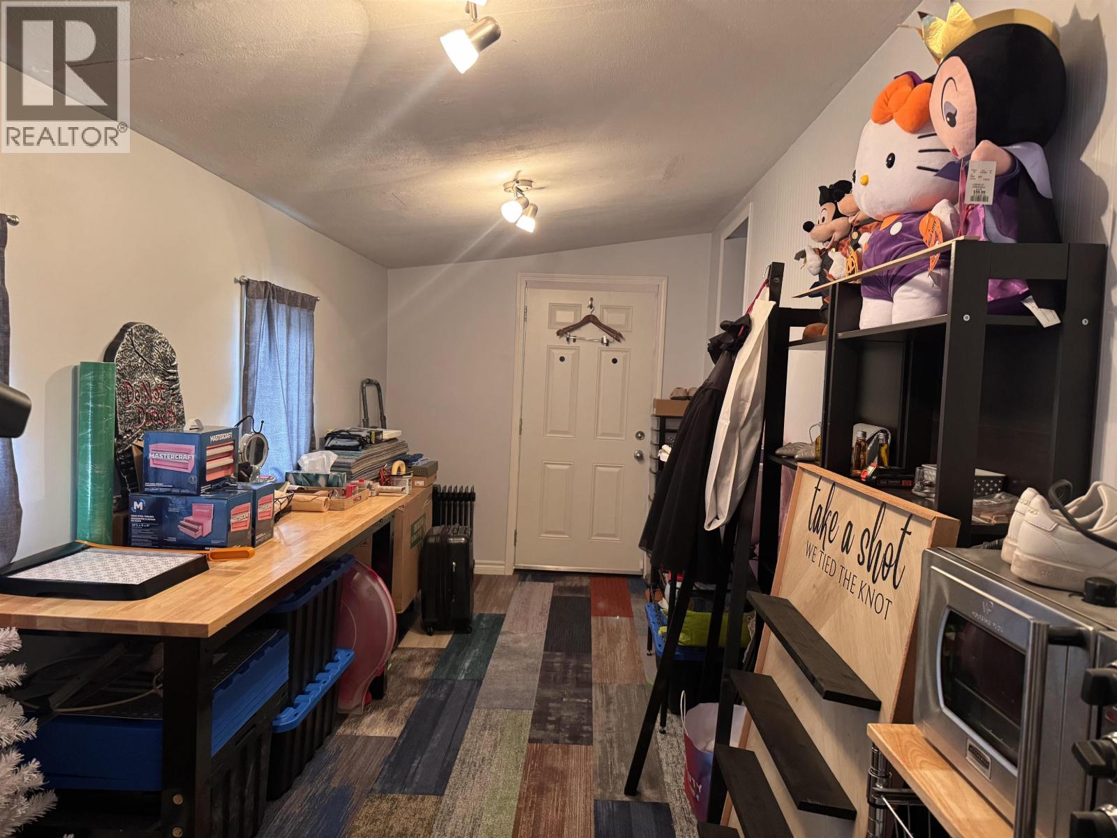 #1-3889 MULLER Avenue, Terrace