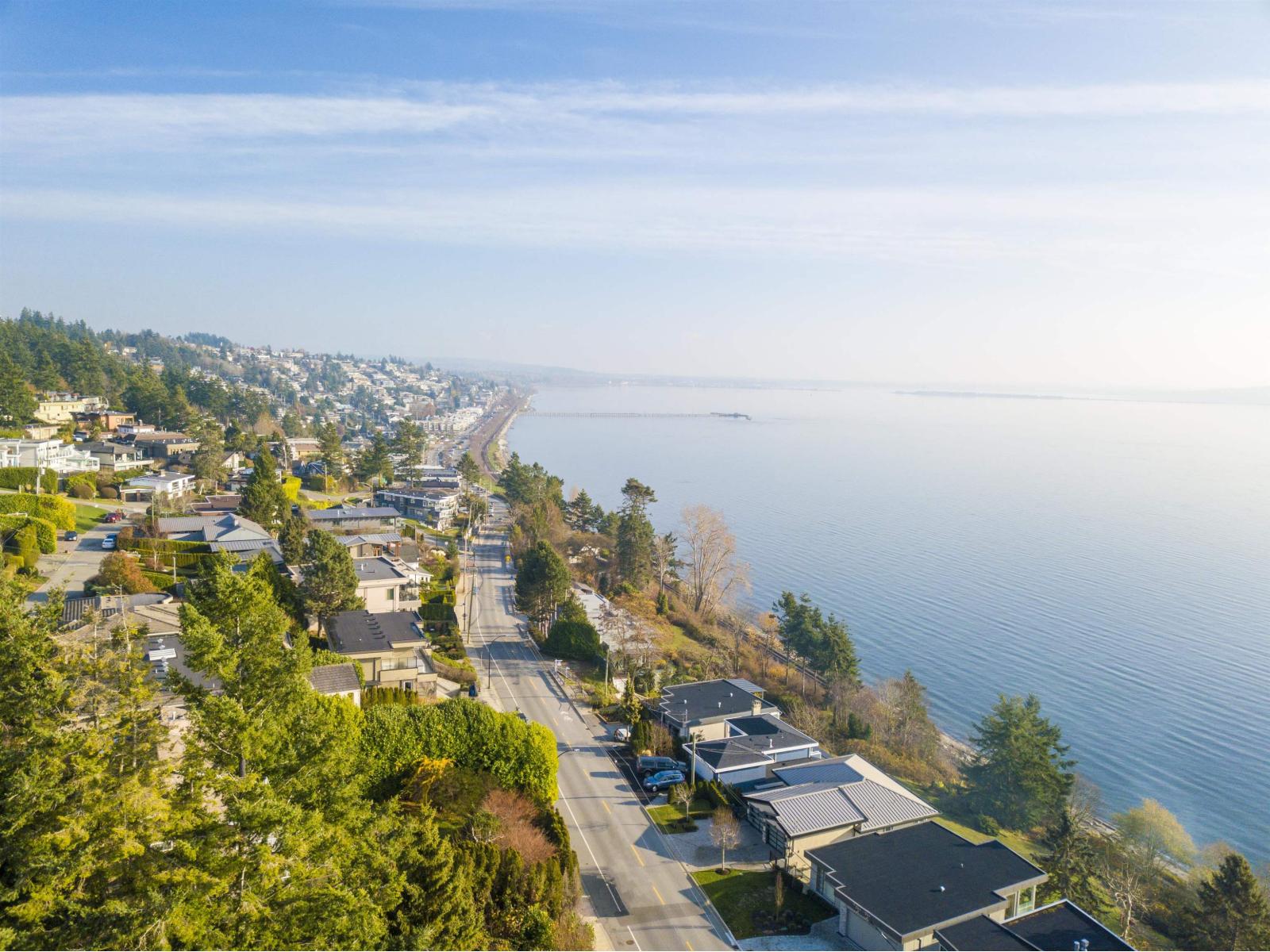 14310 SUNSET DRIVE, White Rock