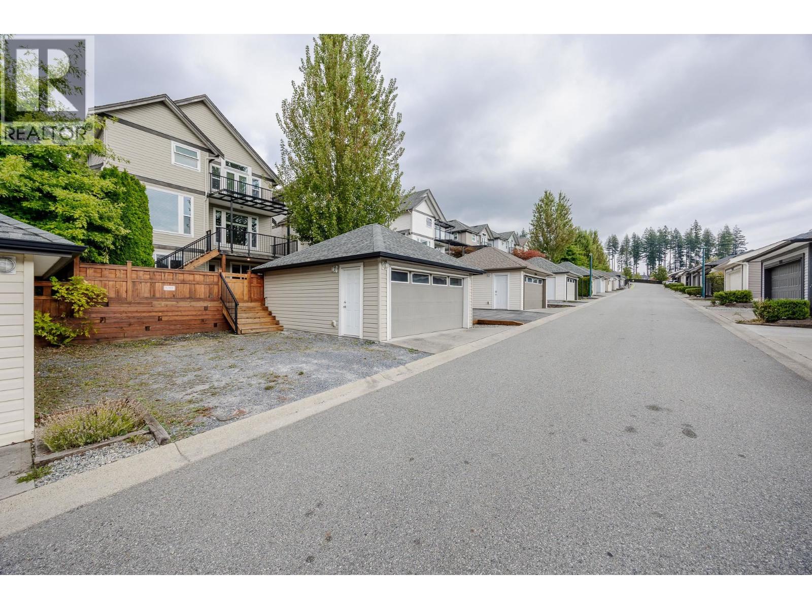 3472 GALLOWAY AVENUE, Coquitlam