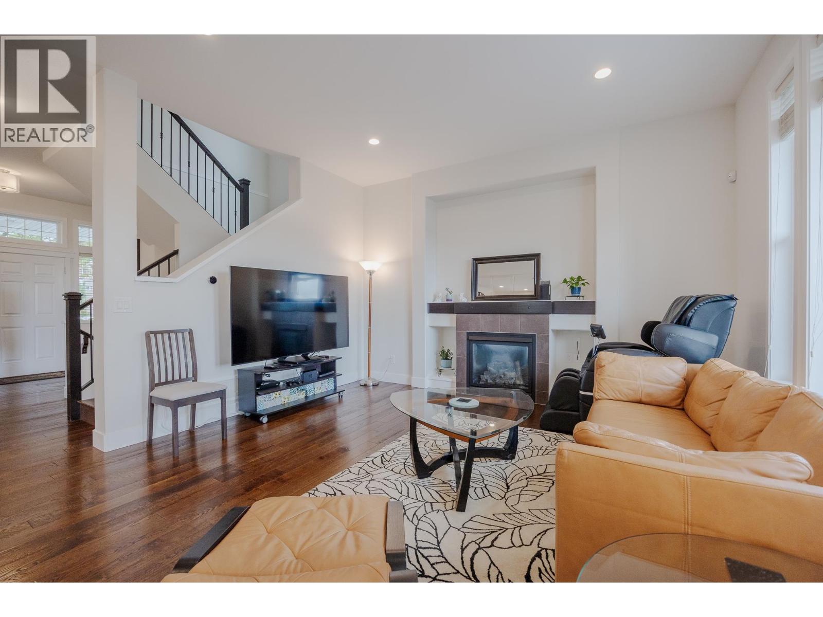 3472 GALLOWAY AVENUE, Coquitlam