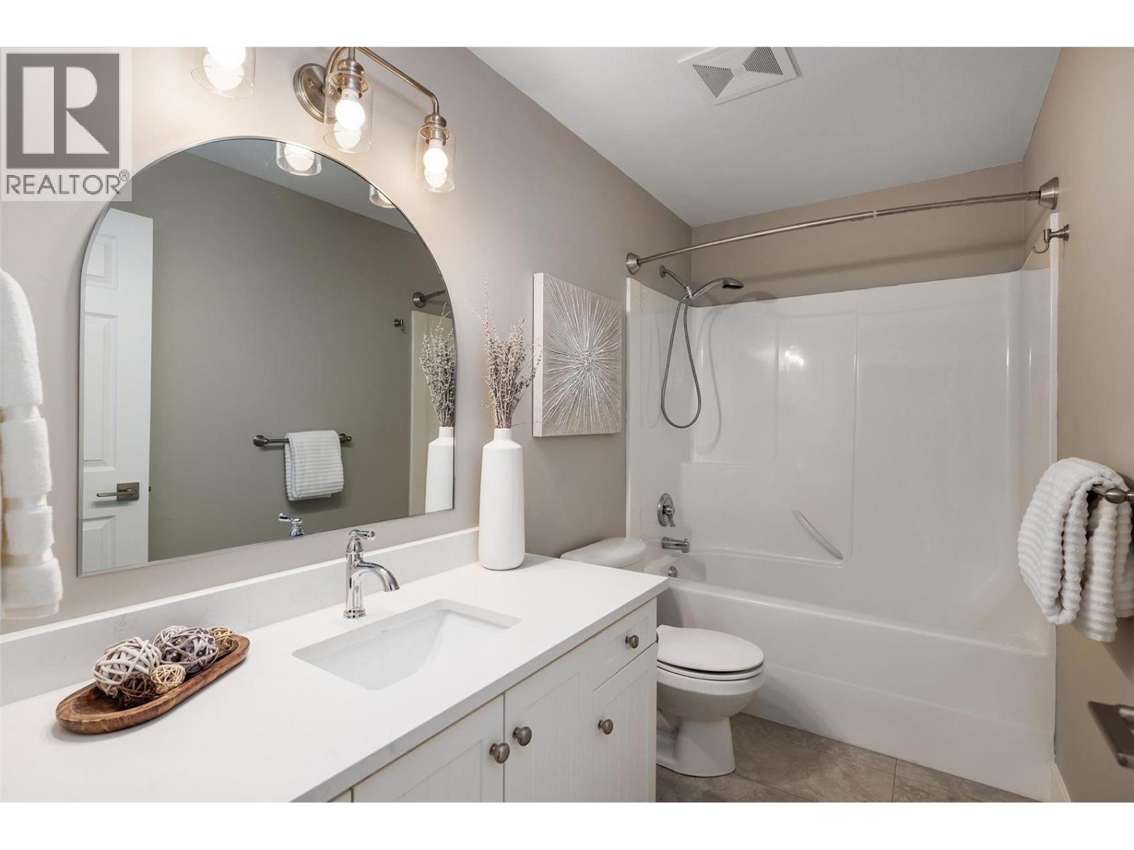  1009 Hudson Road, West Kelowna