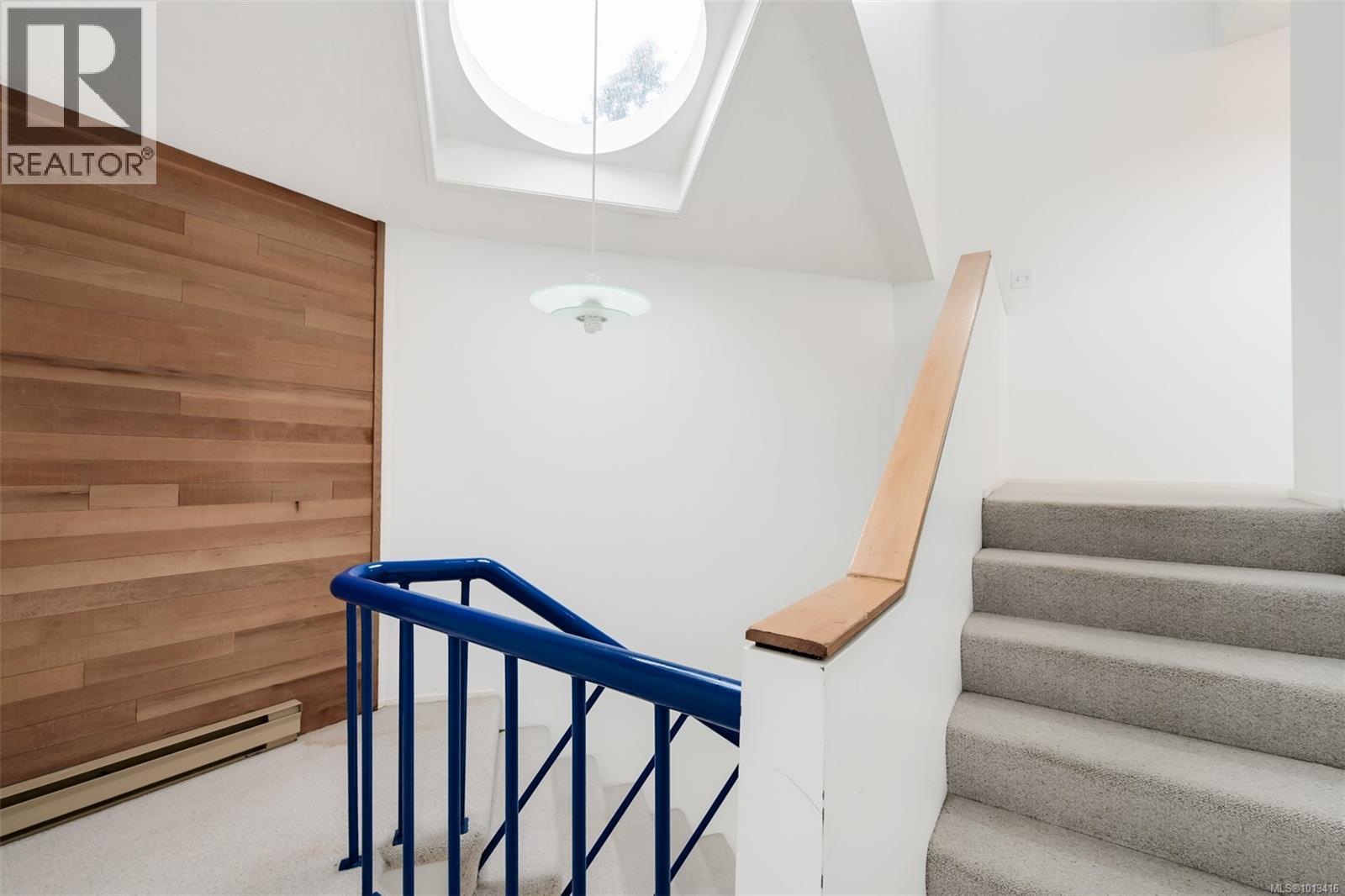 1291 Rockcrest Ave, Esquimalt